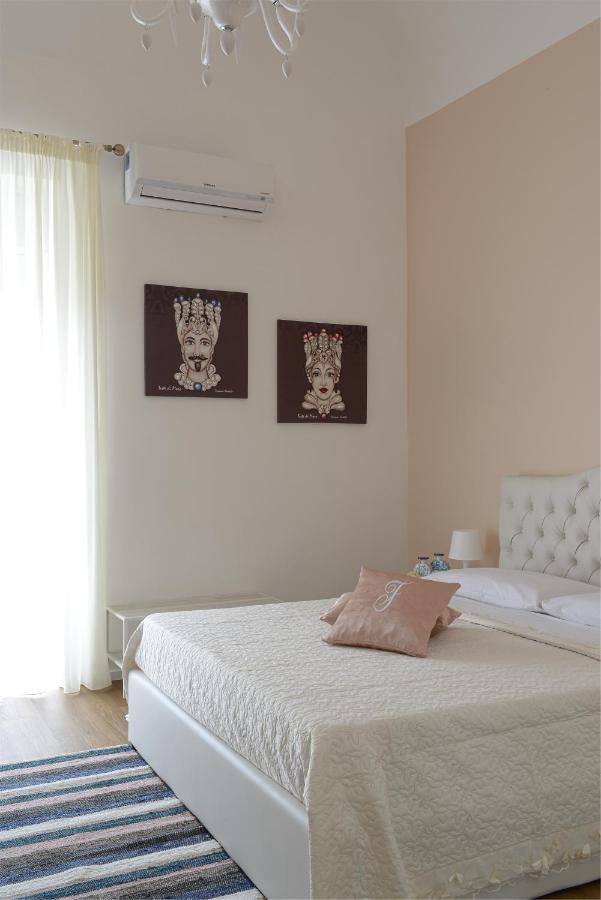 Filomena Chic Apartment Catania Luaran gambar